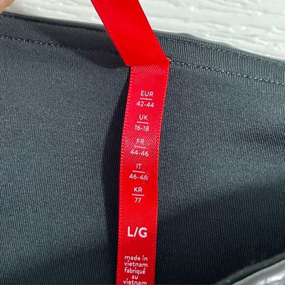 Spanx Faux Patent Leather Black Leggings Size LARGE Style 20301R - Picture 8 of 13